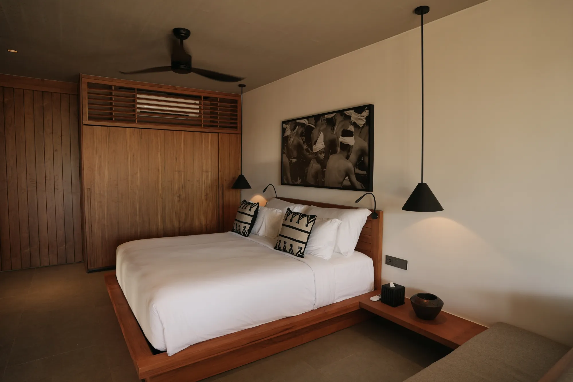 Studio Plus gallery 2